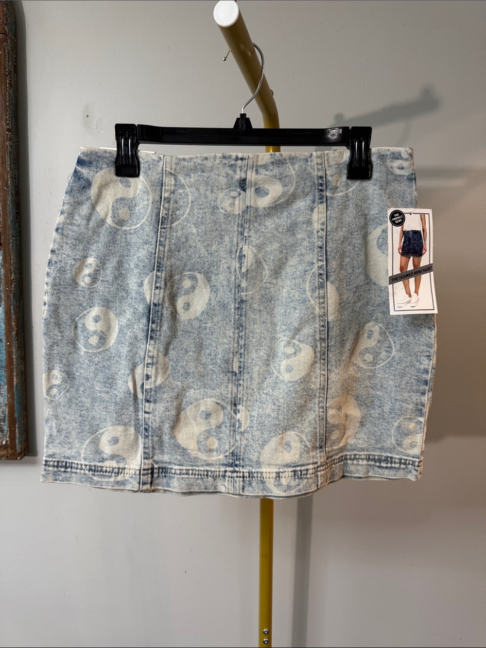 Tinseltown light Wash Yin Yang Denim Mini Skirt - NWT L